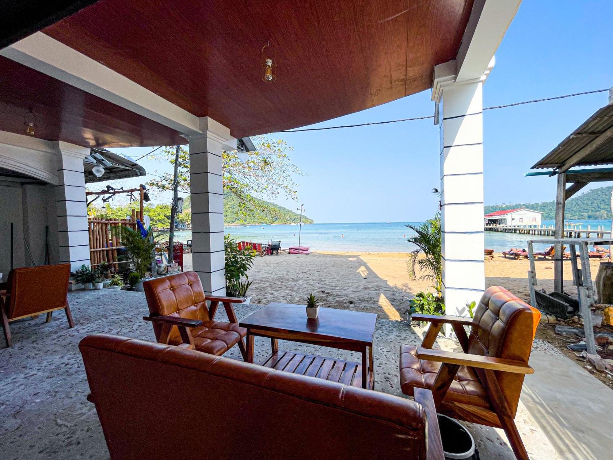Coral Hotel Koh Rong Sanloem Exterior photo