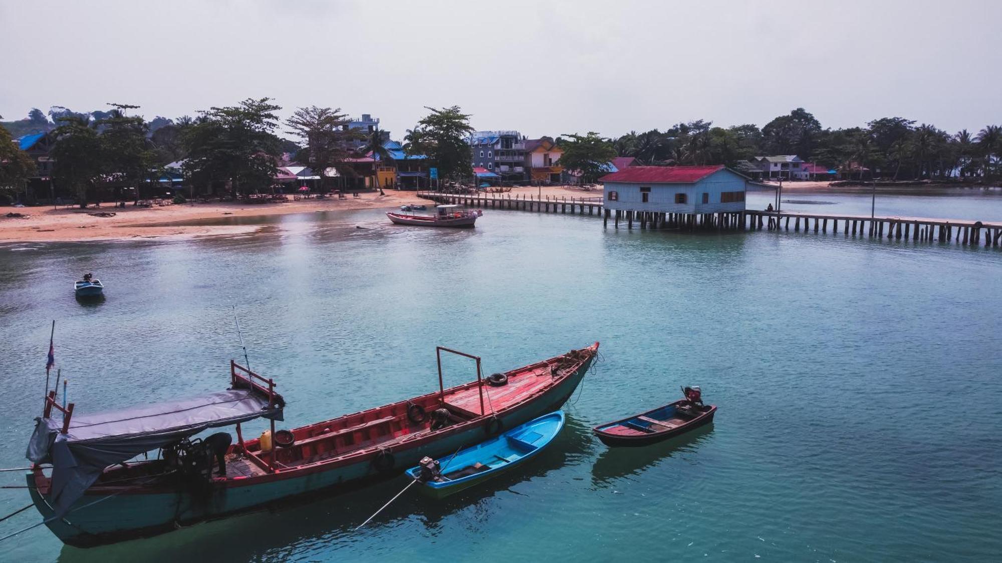 Coral Hotel Koh Rong Sanloem Exterior photo