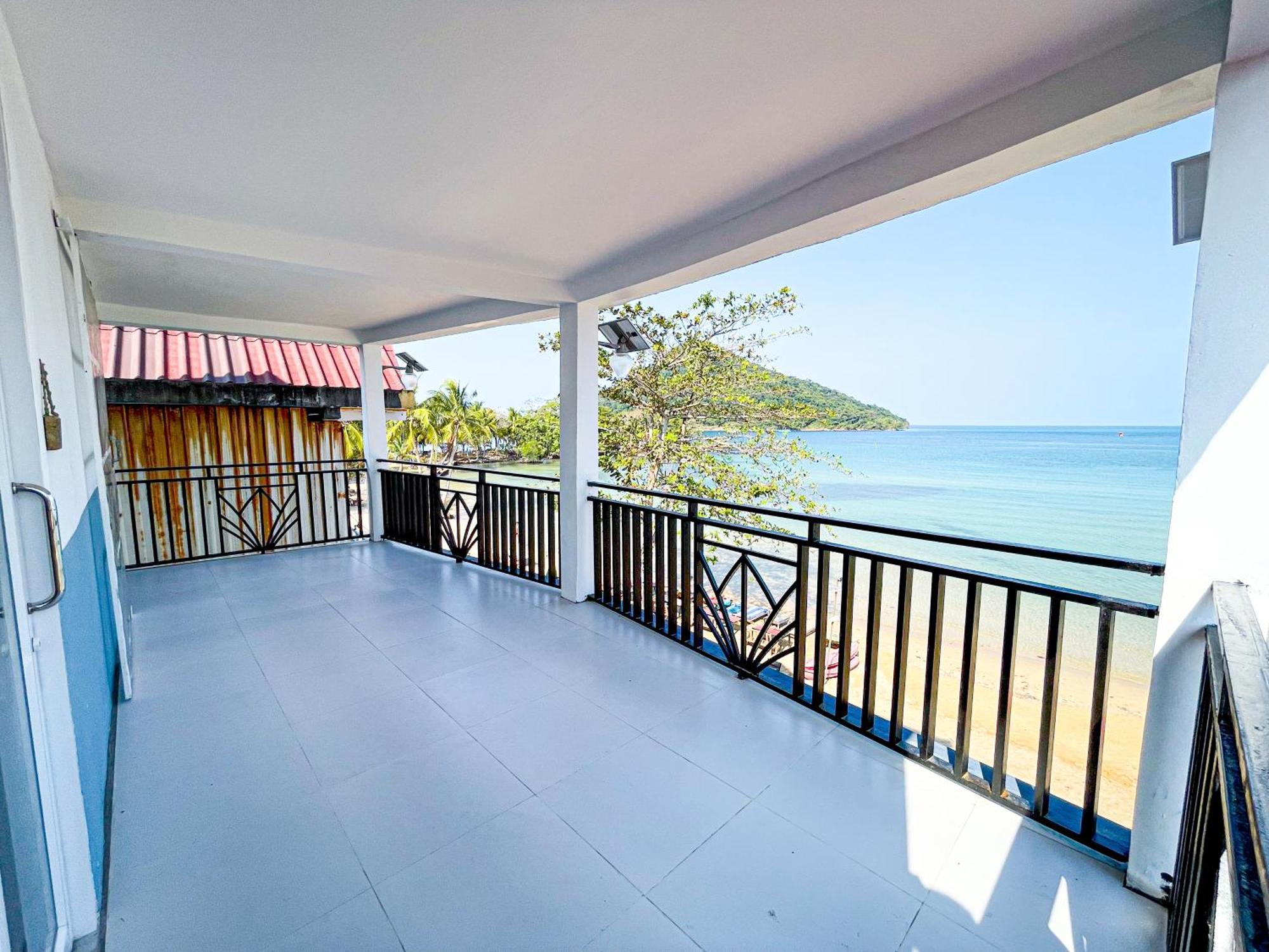Coral Hotel Koh Rong Sanloem Exterior photo